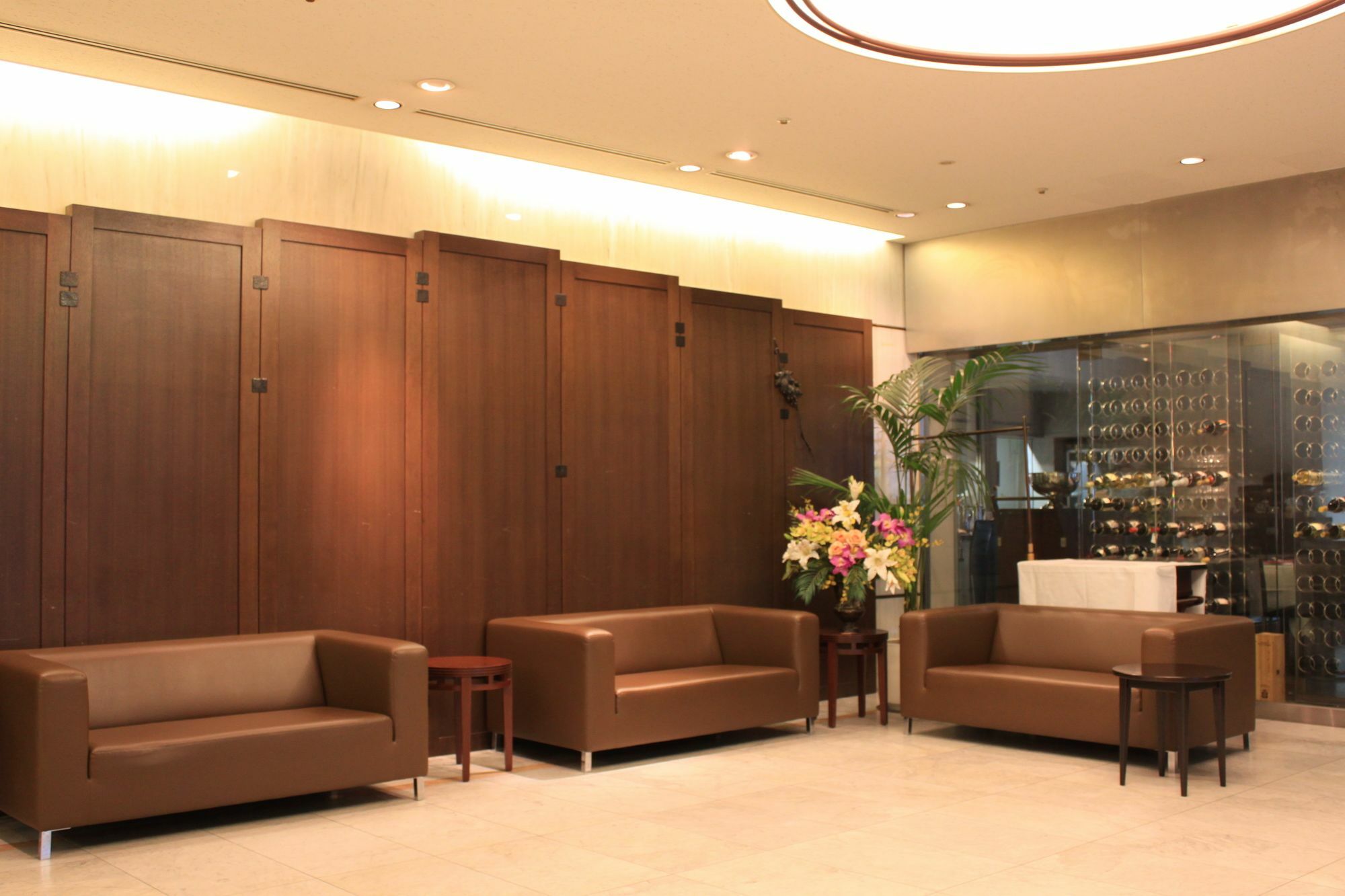 Ip City Hotel Osaka - Imperial Palace Group Eksteriør billede